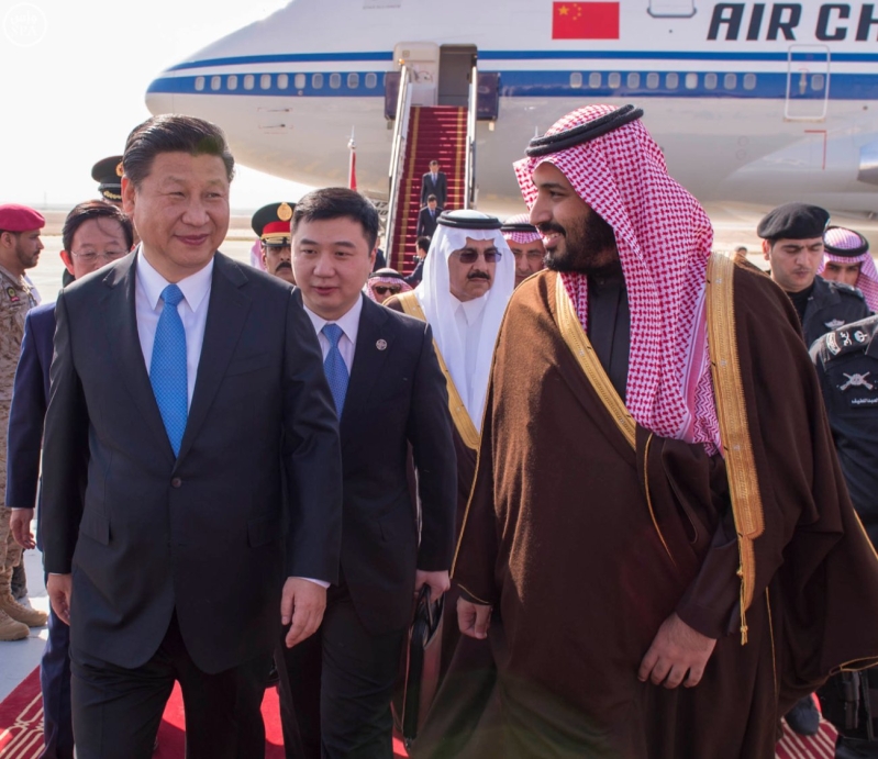 رئيس جمهورية الصين الشعبية يصل الرياض, وسمو ولي ولي العهد يستقبله لدى وصوله مطار الملك خالد الدولي1