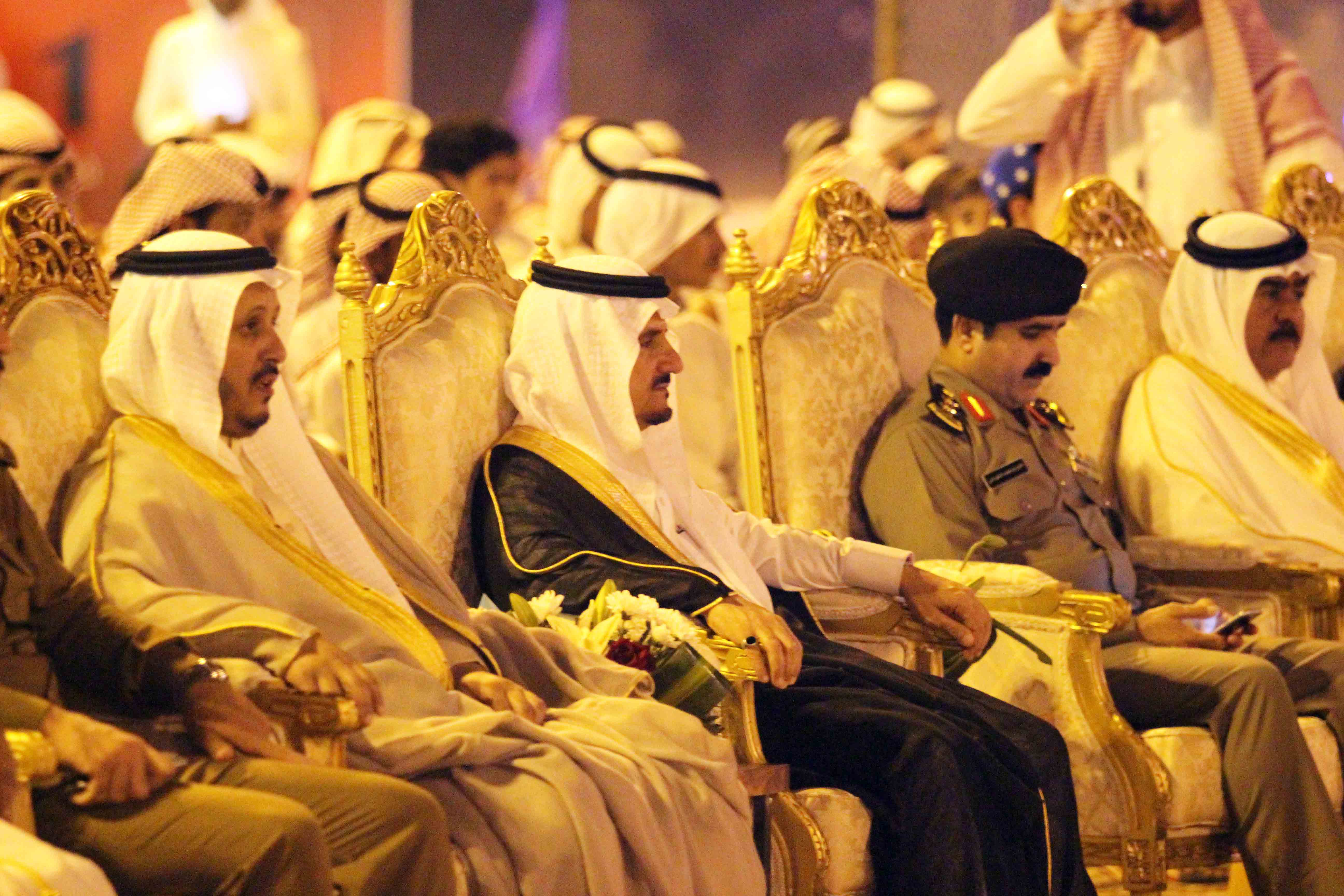 العطيشان يُدشن فعاليات العيد بحفر الباطن وسط حضور جماهيريّ صحيفة العطيشان يُدشن فعاليات العيد بحفر الباطن وسط حضور جماهيريّ صحيفة