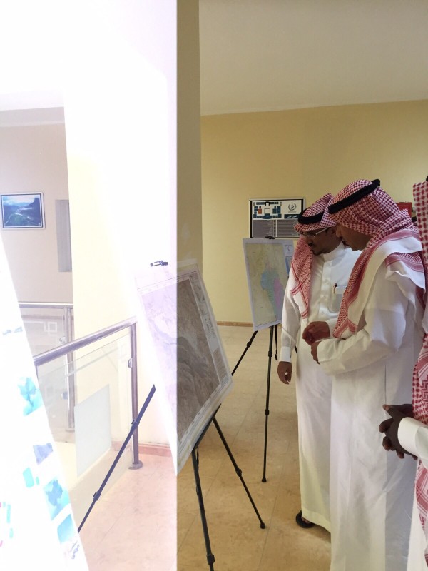 أمين جدة يفتتح عدة مشاريع بـ أضم و المظيلف صحيفة المواطن الإلكترونية أمين جدة يفتتح عدة مشاريع بـ أضم و المظيلف صحيفة المواطن الإلكترونية