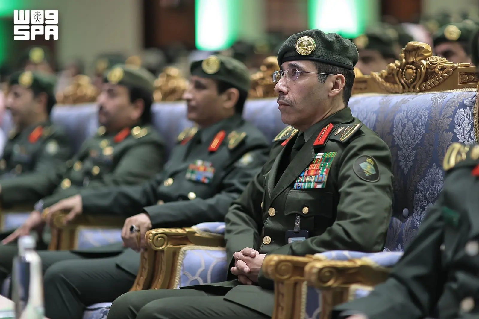 الجوازات تحتفي باليوم الوطني السعودي