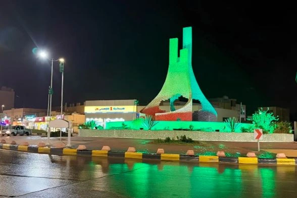 هطول أمطار الخير على سكاكا بمنطقة الجوف