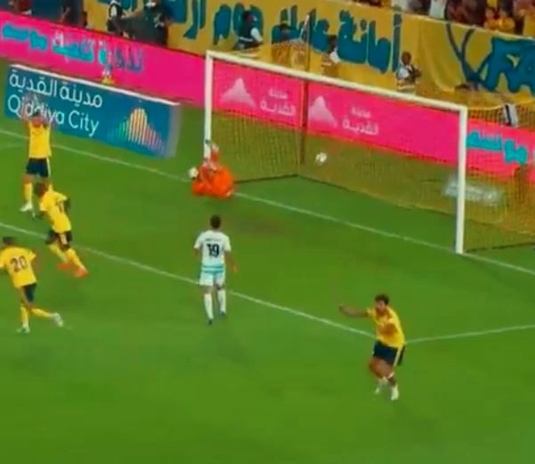 النصر يفوز على نيوم في دوري روشن بهدف جواو فيليكس