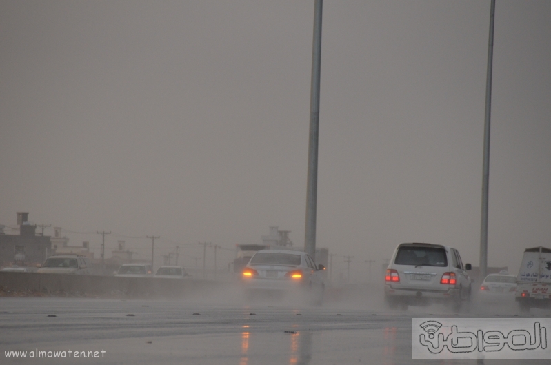 جدة تنتظر هطول أمطار غزيرة تستمر حتى الصباح والأمانة جاهزة. صحيفة المواطن الإلكترونية