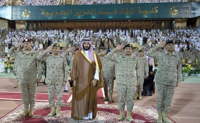 محمد بن سلمان يرعى حفل تخريج الدورة الثالثة والسبعين لطلاب كلية الملك عبد العزيز العسكرية بالرياض