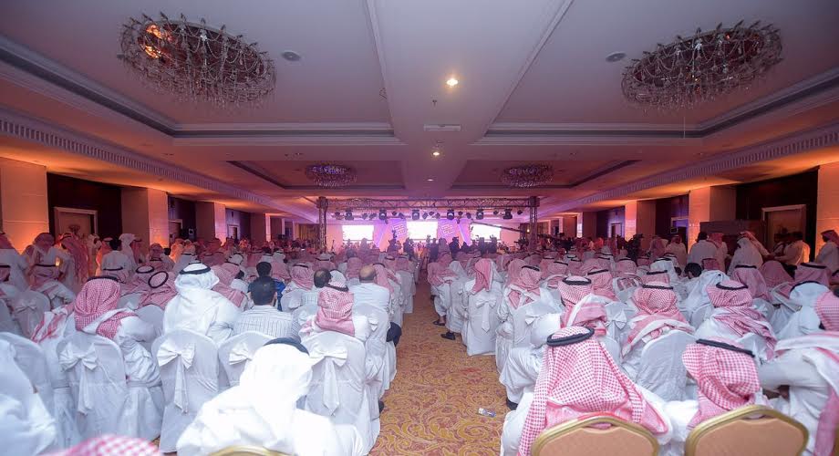 بالصور.. توثيق افتتاح ملتقى الشباب_العصامي بحضور مهاتير محمد صحيفة بالصور.. توثيق افتتاح ملتقى الشباب_العصامي بحضور مهاتير محمد صحيفة