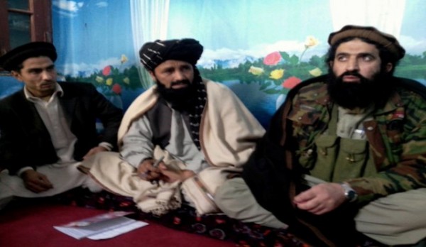 “طالبان باكستان” تطرد الناطق باسمها لمبايعته “داعش”