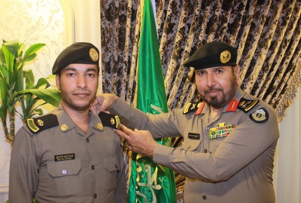 مدير شرطة مكة يقلّد “السلمي” رتبته الجديدة