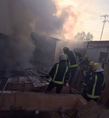 بالصور.. مدني رفحاء يباشر حريقًا بأحد المقاهي