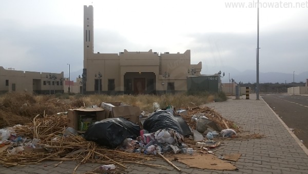 ‏‫أهالي اسكان “حصمة جازان” يشكون من سوء النظافة والإنارة