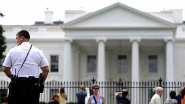 ميشال أوباما تعلن رفع حظر التصوير داخل البيت الأبيض