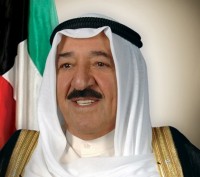 أمير الكويت يصل الرياض والملك سلمان في مقدمة مستقبليه