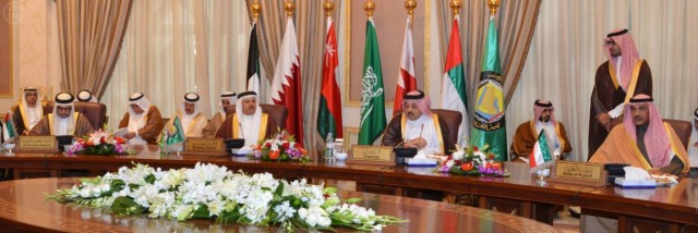 الوزاري الخليجي يعقد اجتماعا استثنائيا في قاعدة الرياض الجوية