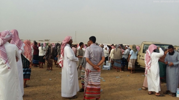 بالصور.. أهالي “مسلية” يُشيعون جثمان الشهيد “الشاجري”