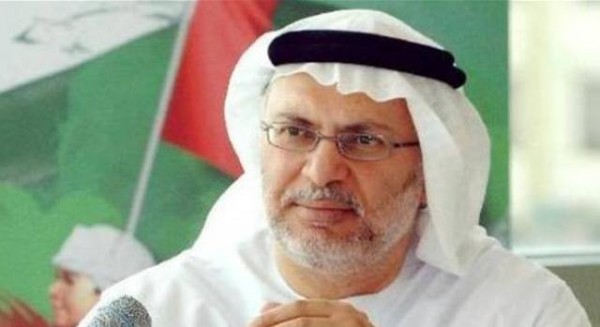 أنور قرقاش: طلب قطر الحماية السياسية من دولتين غير عربيتين فصل جديد مآساوي هزلي