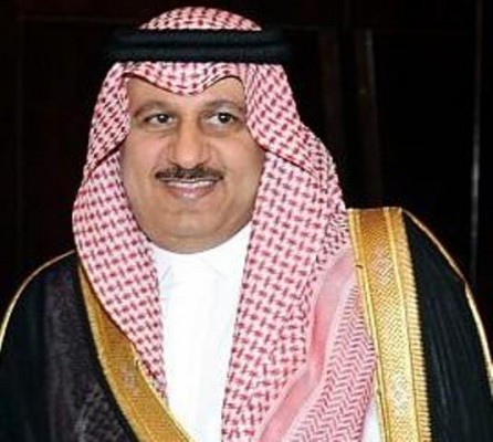 “خالد العيسي”: خبرة إدارية 30 عاماً بالديوان تُوجت بوشاح الملك عبدالعزيز