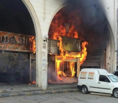 مدني الرياض يعلن : أخمدنا حريق أسواق طيبة ولا إصابات