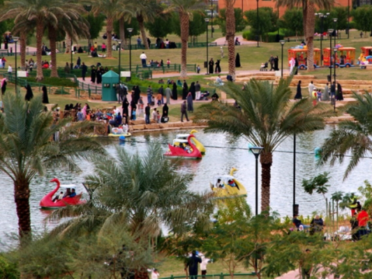 أمانة الرياض تزين العاصمة بـ4 ساحات ومنتزهات وحدائق جديدة