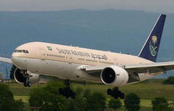 الخطوط السعودية توضح تفاصيل تغيير طائرة رحلتها لأسطنبول