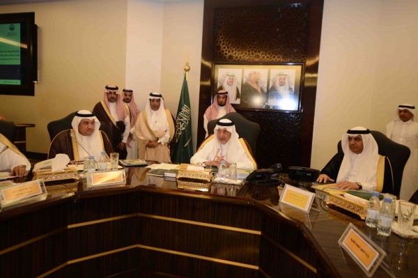 مجلس منطقة مكة يشكل لجنة للشراكة بين القطاعين الحكومي والأهلي