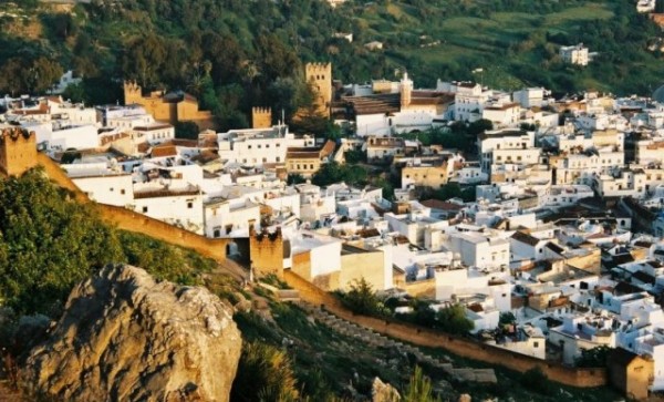 المغرب: محكمة تبرئ فتاتين متهمتين “بالإثارة” بسبب ارتدائهما التنورة القصيرة