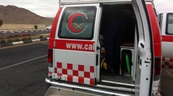 طوارئ بمستشفى الملك خالد بعد إصابة 14 في انقلاب حافلة بالخرج