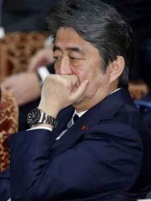 رئيس وزراء اليابان عقب إعدام الرهينة الـ2: عمل مقزز وفظيع ويثير الغضب