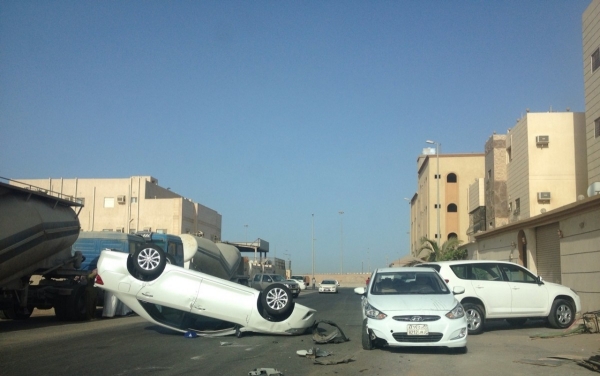 انشغل السائق بالجوّال فتسبب في حادث بحمدانية جدة