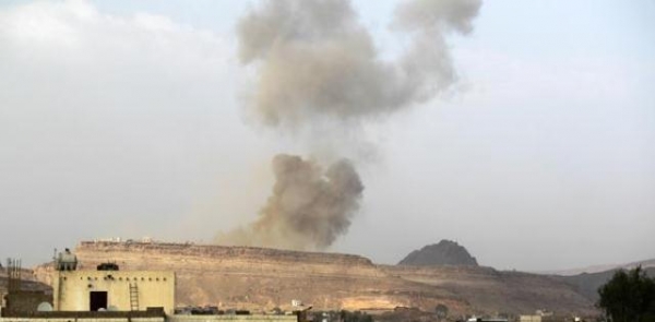 اليمن.. غارات للتحالف على قاعدة العند