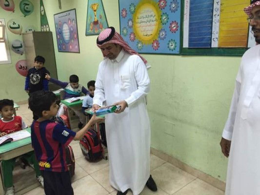 “الدندني” يقف على احتياجات مجمع الأمير سلطان التعليمي بالرياض