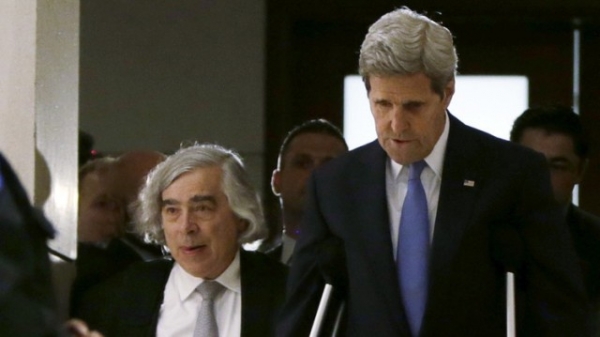 واشنطن تؤكد إعادة العقوبات ضد إيران حال انتهاكها لشروط الصفقة النووية
