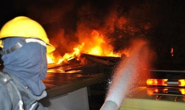 إخلاء 1500 حاج احترازياً في حريق فندق بـ #مكة
