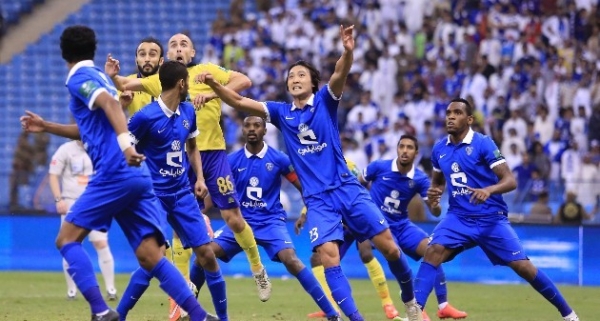 فهد الروقي يكشف عن قيمة ديون الهلال والنصر