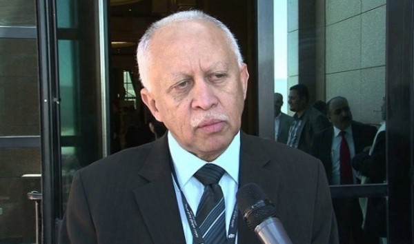 وزير الخارجية اليمني يطالب بتدخل عسكري عربي