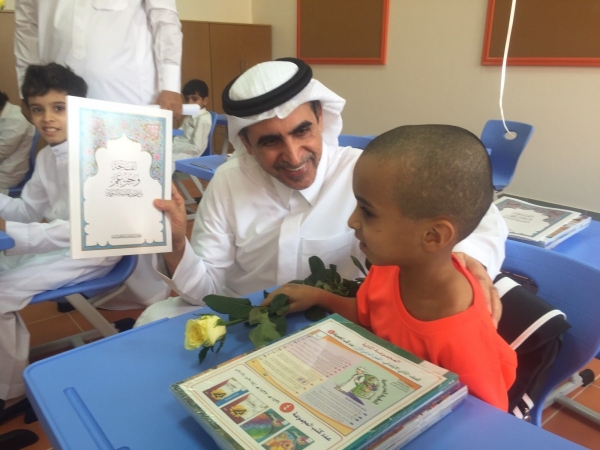 وزير #التعليم يفتتح المجمع التعليمي بـ #الرياض في أول يوم للدراسة