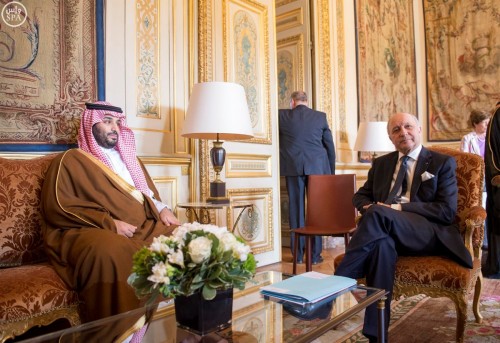 ولي ولي العهد يجتمع مع وزير الشؤون الخارجية الفرنسي