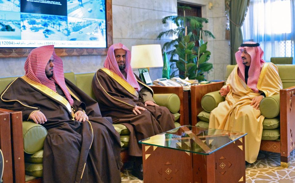 أمير الرياض يشيد بجهود النيابة العامة في تعزيز العدالة ومكافحة الفساد