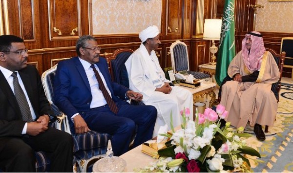 ولي العهد يستقبل وزير الاستثمار السوداني