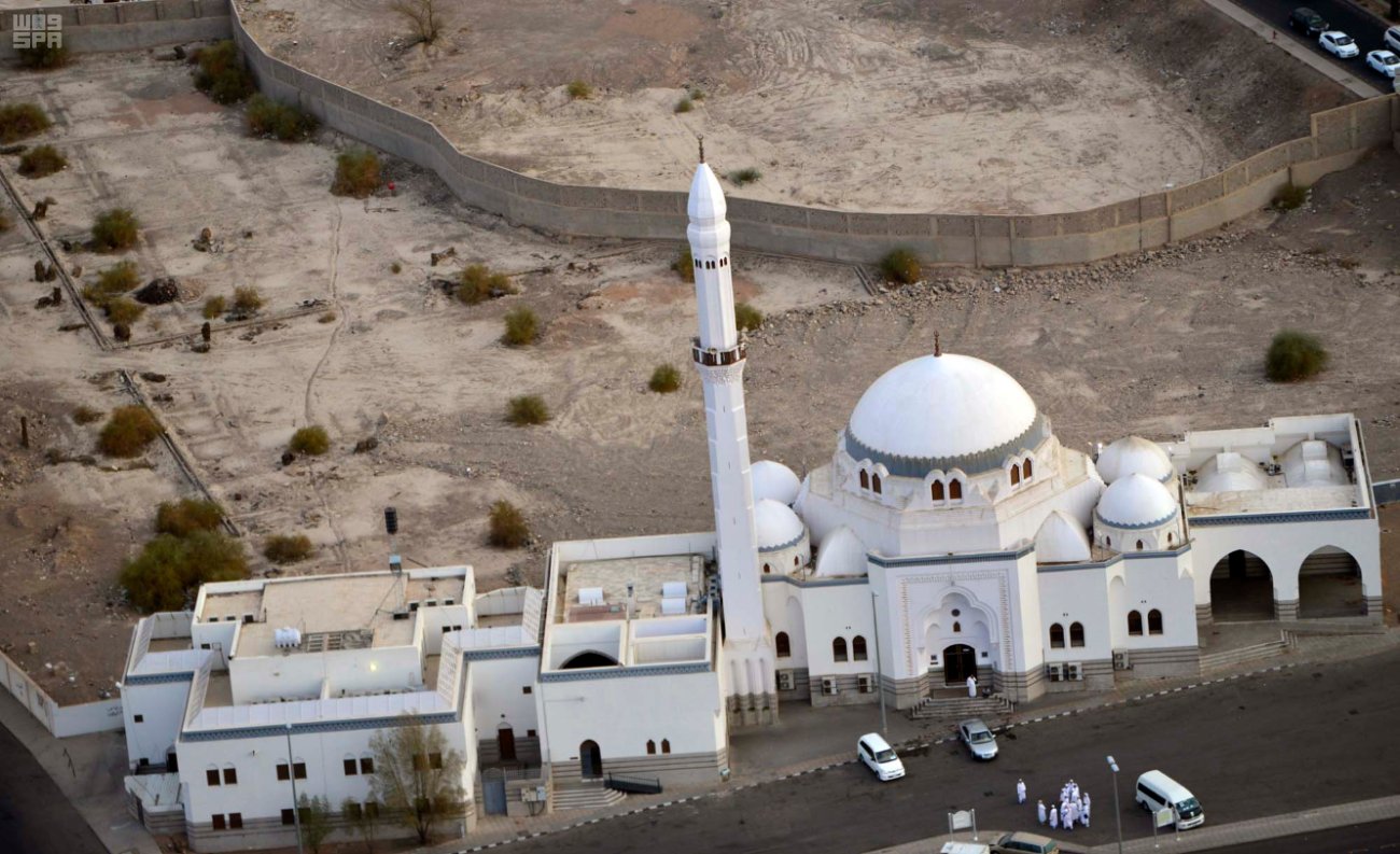 بالصور.. مسجد الجمعة .. معلم تاريخي ارتبطت نشأته بالهجرة النبوية