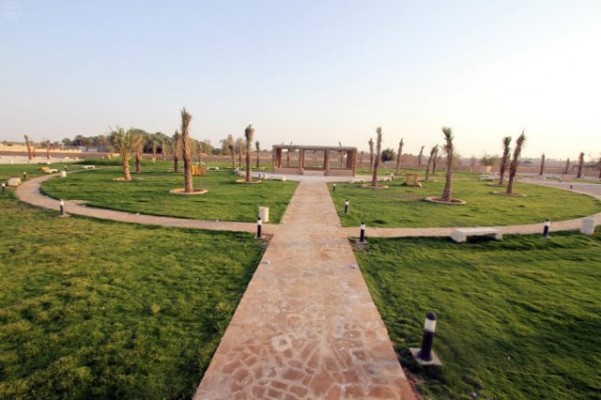 الإنتهاء من إعادة بناء عريش الملك عبدالعزيز التاريخي بالخرج