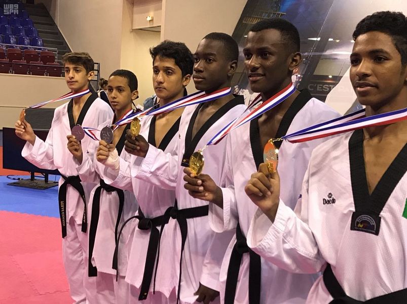 6 ميداليات لأخضر التايكوندو في بطولة فرنسا الدولية