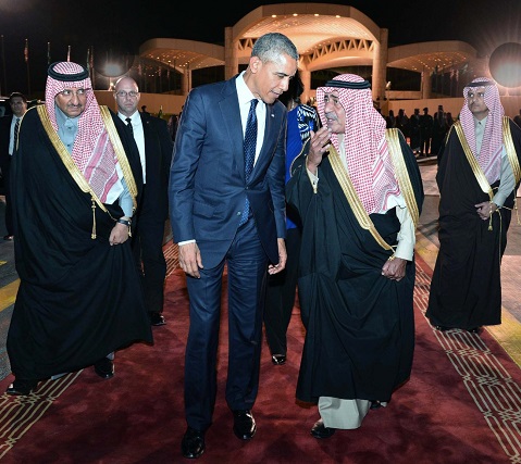 بالصور.. ” أوباما” يغادر الرياض بعد العزاء في ” فقيد الأمة”