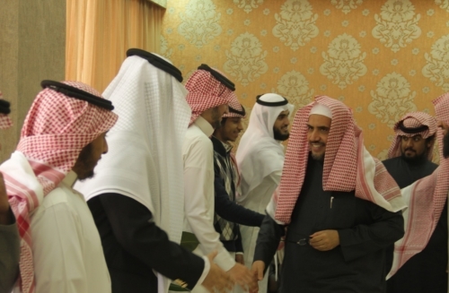 “نادي القانون” بجامعة الملك سعود يزور المجلس الأعلى للقضاء