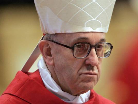 بابا الفاتيكان يدعو إلى وقف فوري لإطلاق النار في سوريا
