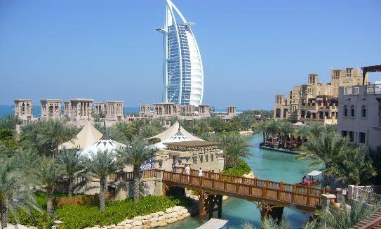 دبي تخطط لإنشاء حديقة «القرآن الكريم»