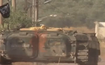 بالفيديو… الجيش الحر يحرر درعا من قبضة النظام بعملية استشهادية