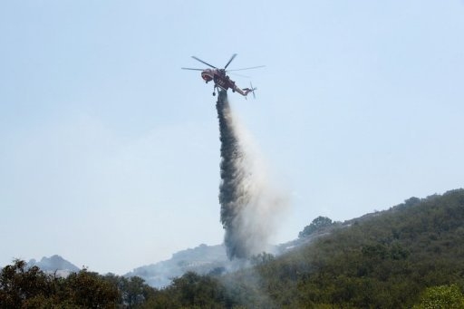 3 آلاف رجل إطفاء لإخماد حرائق بكاليفورنيا
