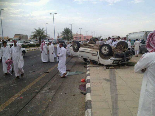 وفاة ثلاثة وإصابة أربعة آخرين في حوادث منفصلة بعسير