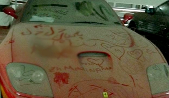 ظاهرة مزعجة.. قمامة من السيارات الفاخرة في دبي!