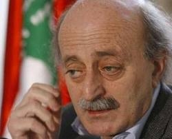جنبلاط يصف الأسد بهولاكو القرن ويؤكد أنه لن يبقى ببيته