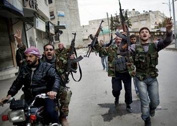 الجيش الحرّ يسقط مروحيّة لقوّات الأسد بحلب